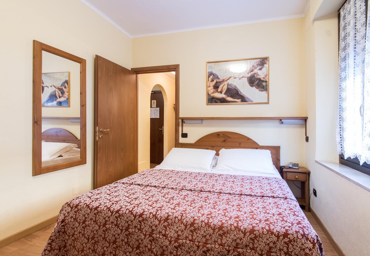 Limone Palace Aparthotel Limone Piemonte Dış mekan fotoğraf