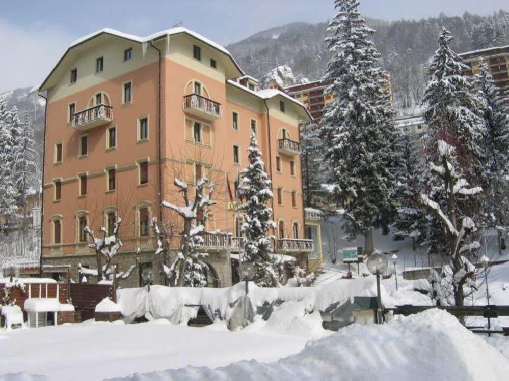 Limone Palace Aparthotel Limone Piemonte Dış mekan fotoğraf