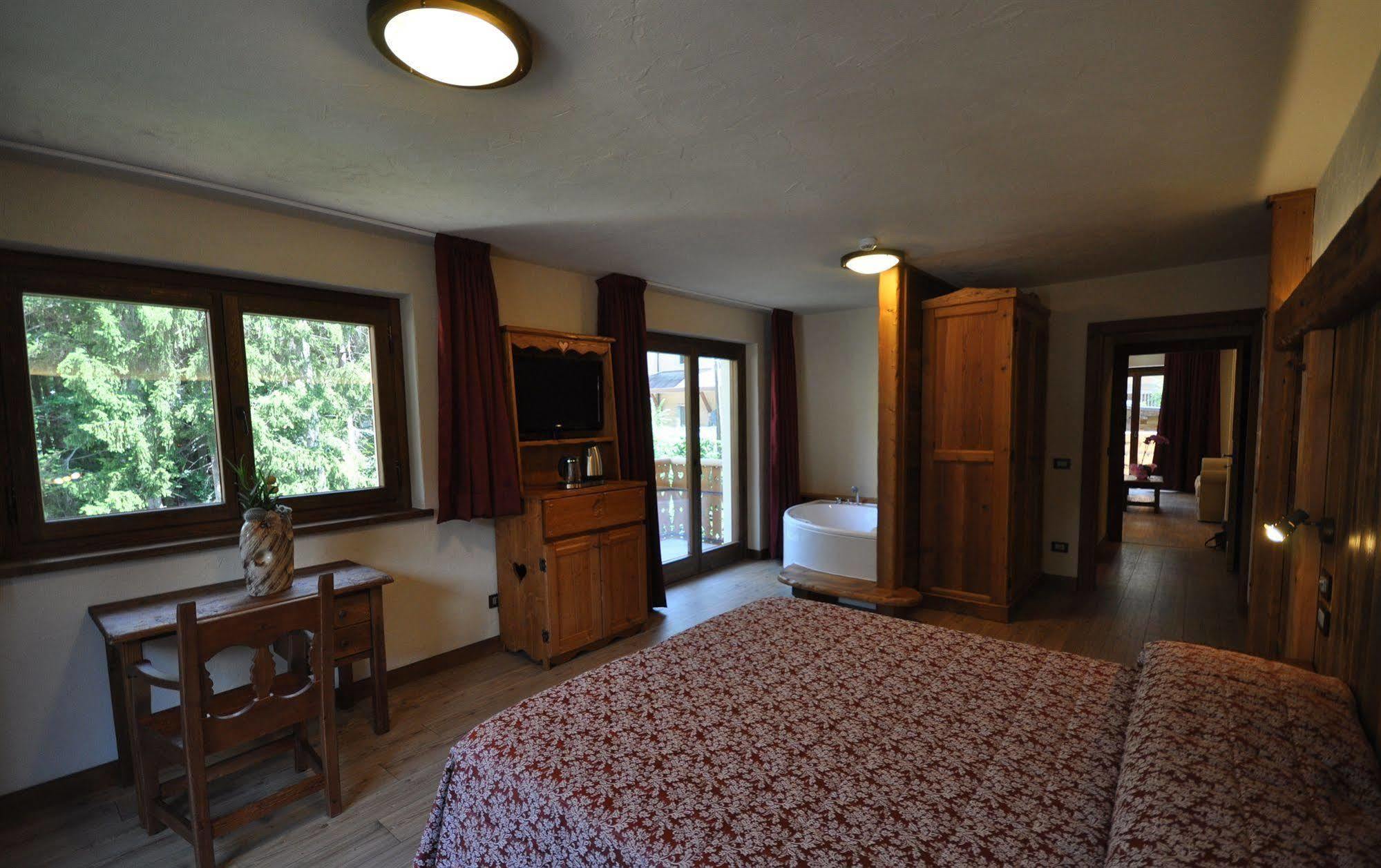 Limone Palace Aparthotel Limone Piemonte Dış mekan fotoğraf