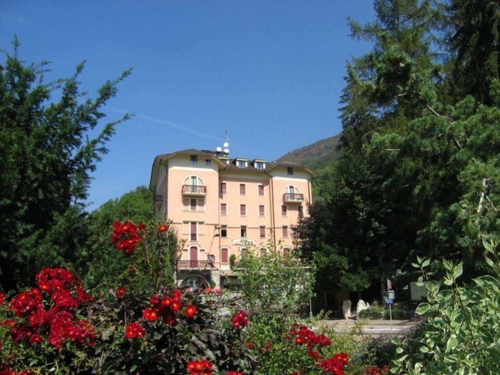 Limone Palace Aparthotel Limone Piemonte Dış mekan fotoğraf